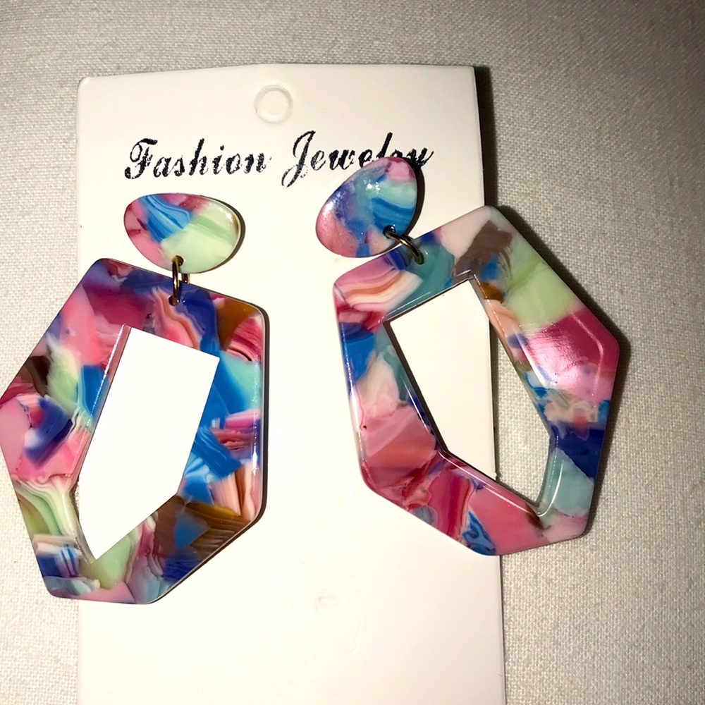 Fashion earrings
